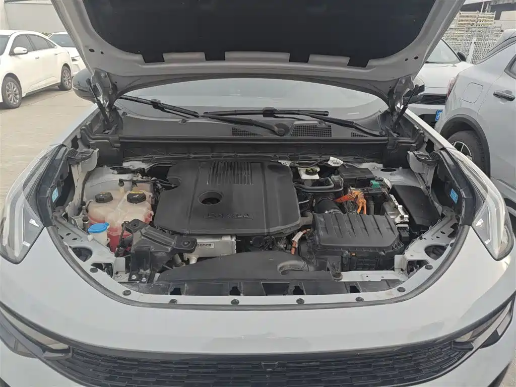 Lynk & Co 01 2023 1.5TD EM-F PM купить на сайте DeffCars
