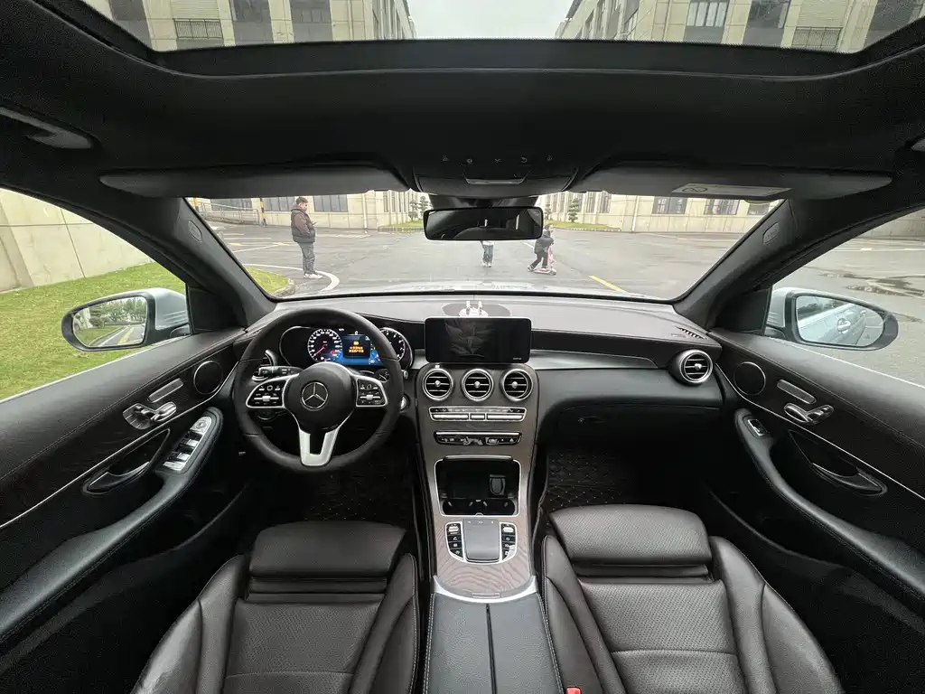 Mercedes-Benz GLC 2020 facelift GLC 300 L 4MATIC dynamic купить на сайте DeffCars
