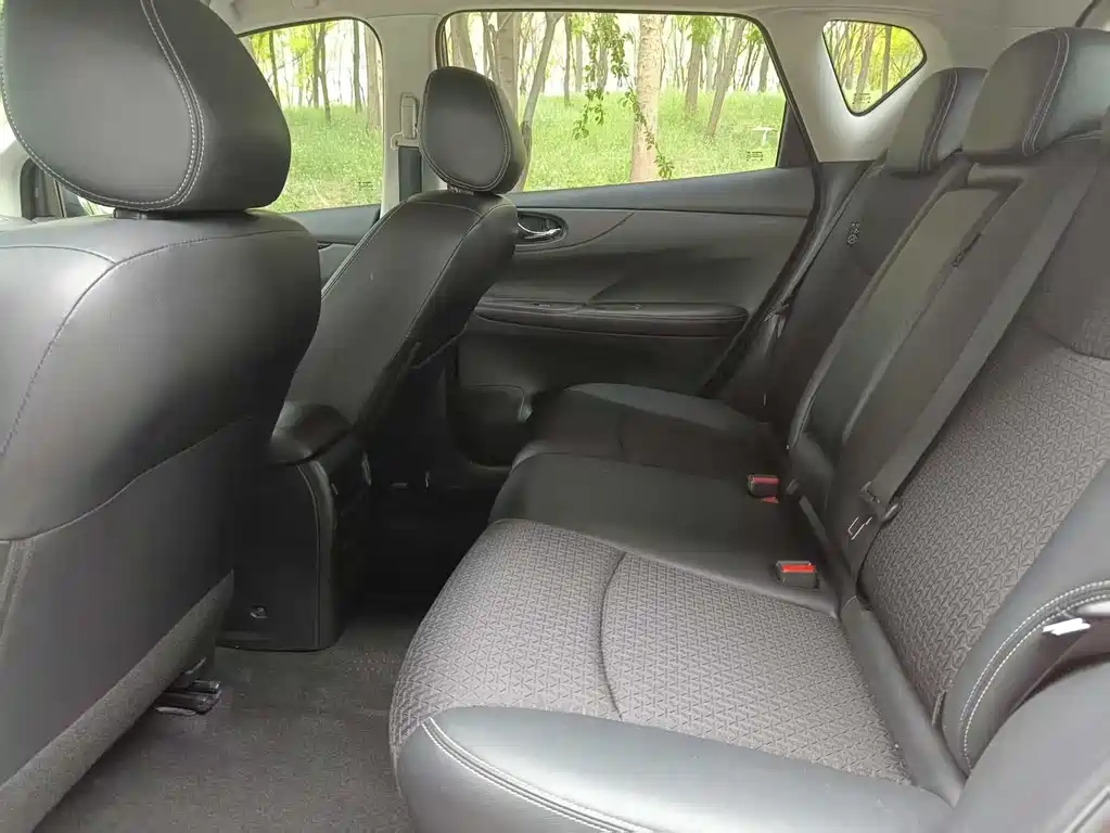 Tiida 2016 1.6L CVT Smart Travel Edition купить на сайте DeffCars