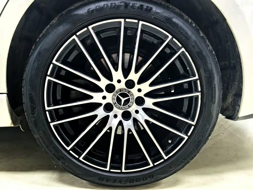 Mercedes-Benz C-Class 2023 C 260 L Sports Edition купить на сайте DeffCars