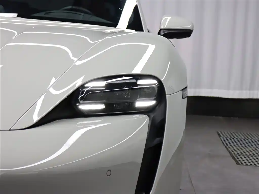 Taycan 2022 Taycan купить на сайте DeffCars