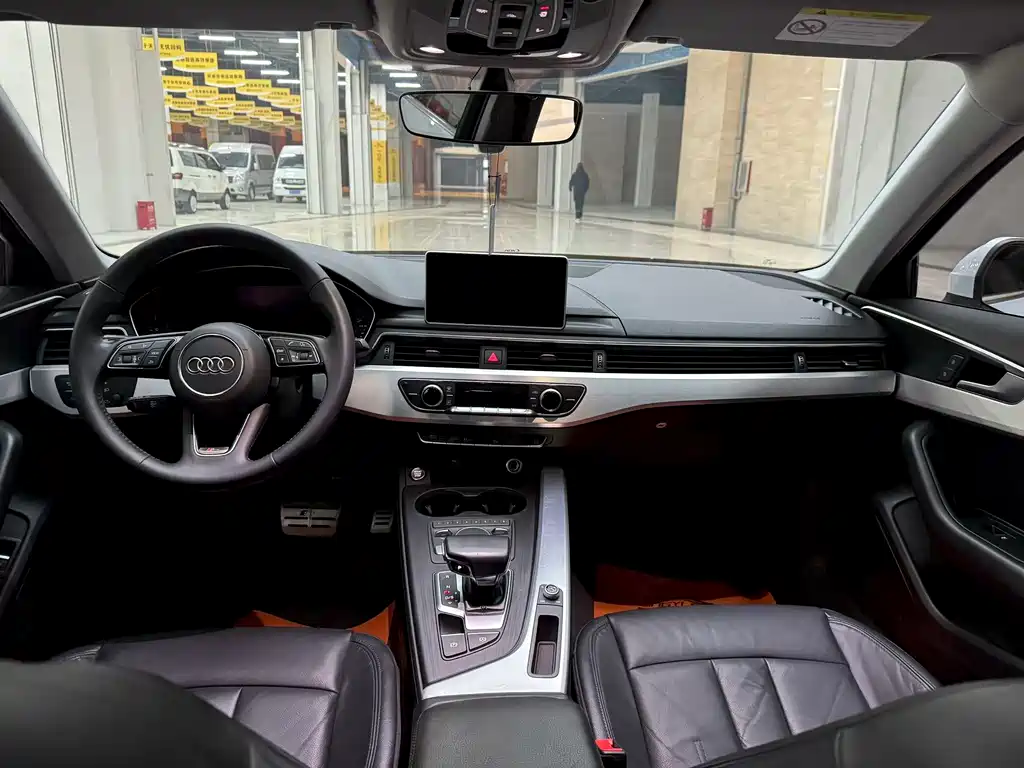 Audi A4L 2018 30th Anniversary Model 40 TFSI Fashion Model купить на сайте DeffCars