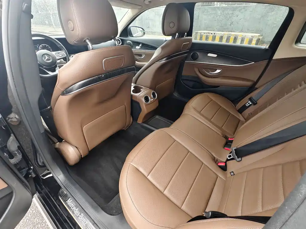 Mercedes-Benz E-Class 2019 E 200 L Sports купить на сайте DeffCars