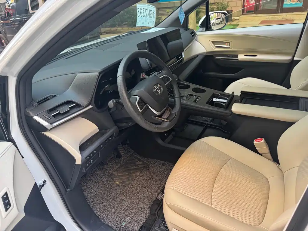 Grevia 2023 2.5L Hybrid Premium PLUS Edition купить на сайте DeffCars