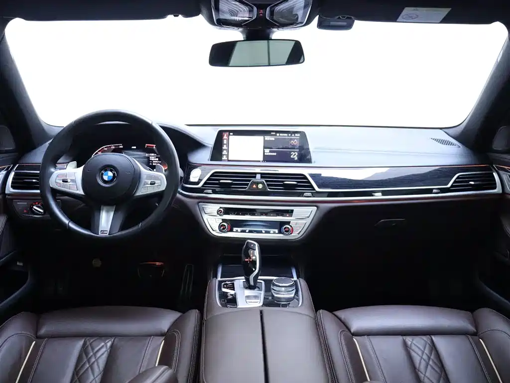 BMW 7 Series 2019 730Li M Sports Package купить на сайте DeffCars