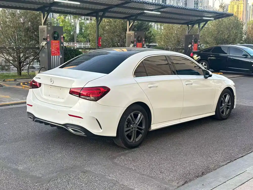 Mercedes-Benz A-Class 2021 A 180 L Sports Sedan купить на сайте DeffCars