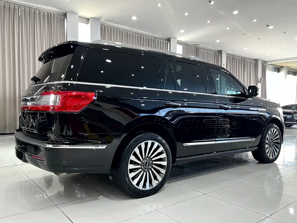 Navigator 2020 3.5T Honor Edition купить на сайте DeffCars