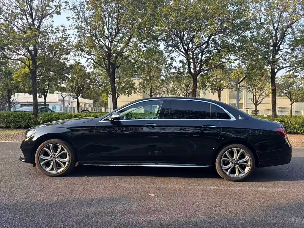 Mercedes-Benz E-Class 2020 facelift E 300 L sporty and stylish купить на сайте DeffCars