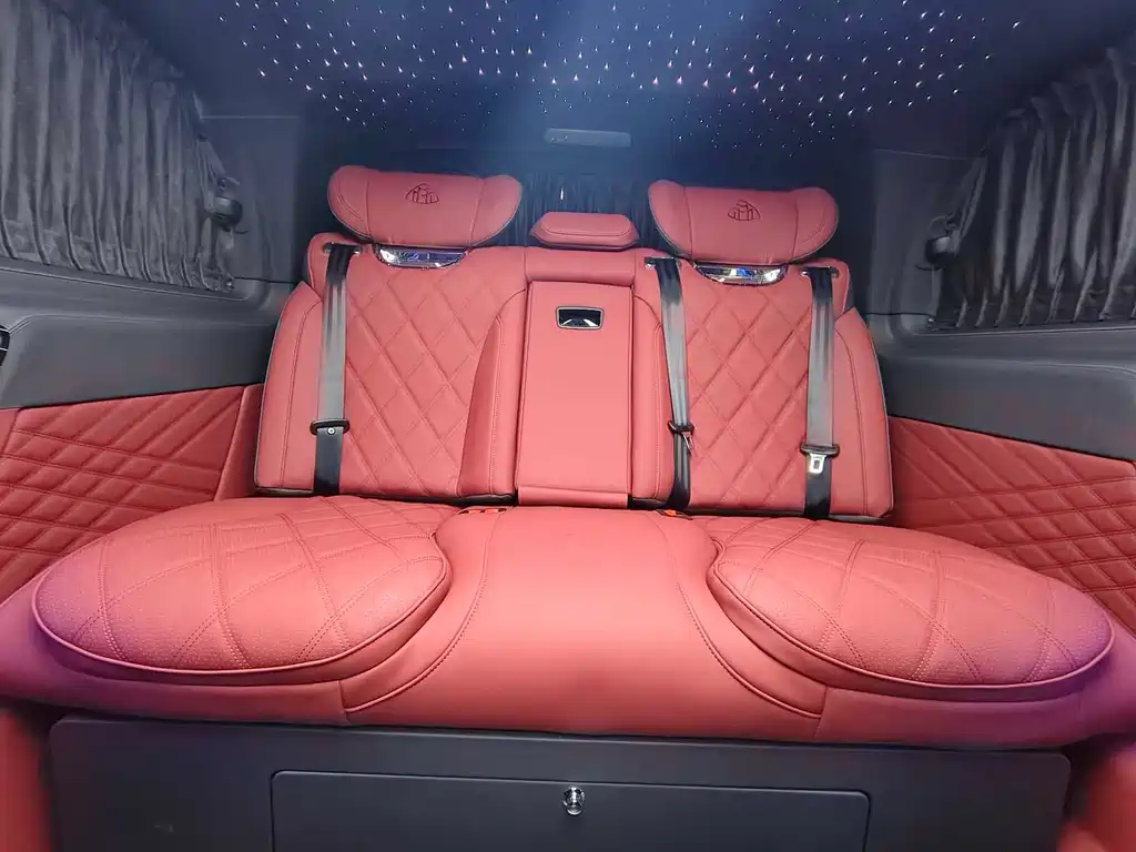 Vito 2024 2.0T Business Edition 7 seats купить на сайте DeffCars