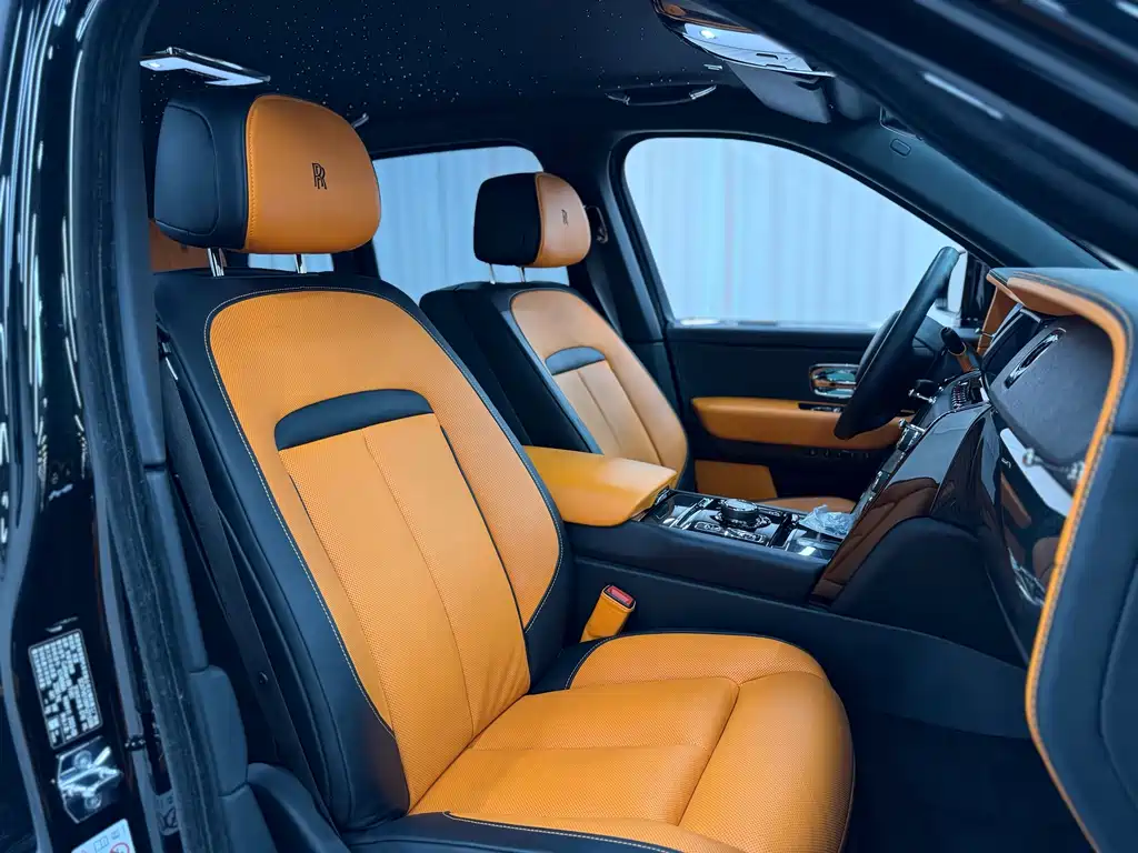 Cullinan 2020 Black Badge купить на сайте DeffCars