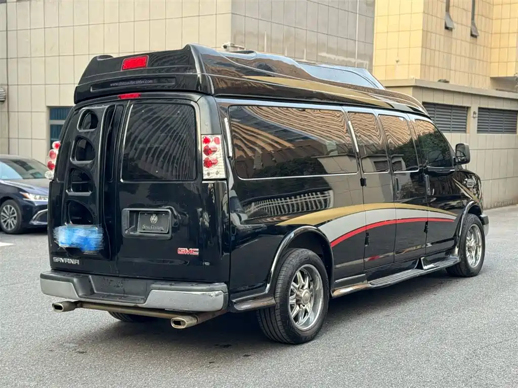 SAVANA 2011 6.0L Business Star 7-seater купить на сайте DeffCars