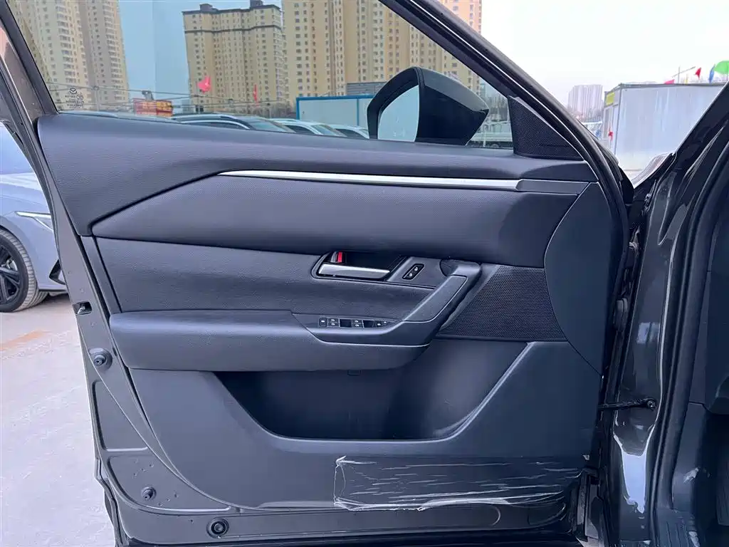 Mazda CX-50 2023 2.0L Leading Edition купить на сайте DeffCars