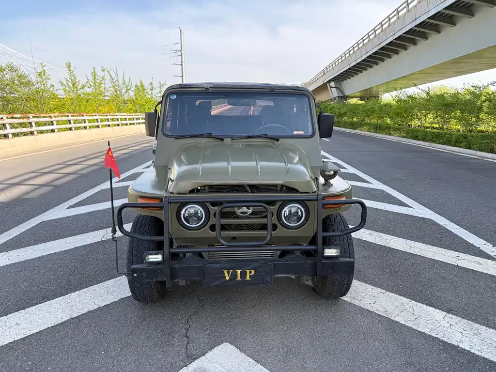 212 Classic 2019 1.5T Square Door National VI купить на сайте DeffCars