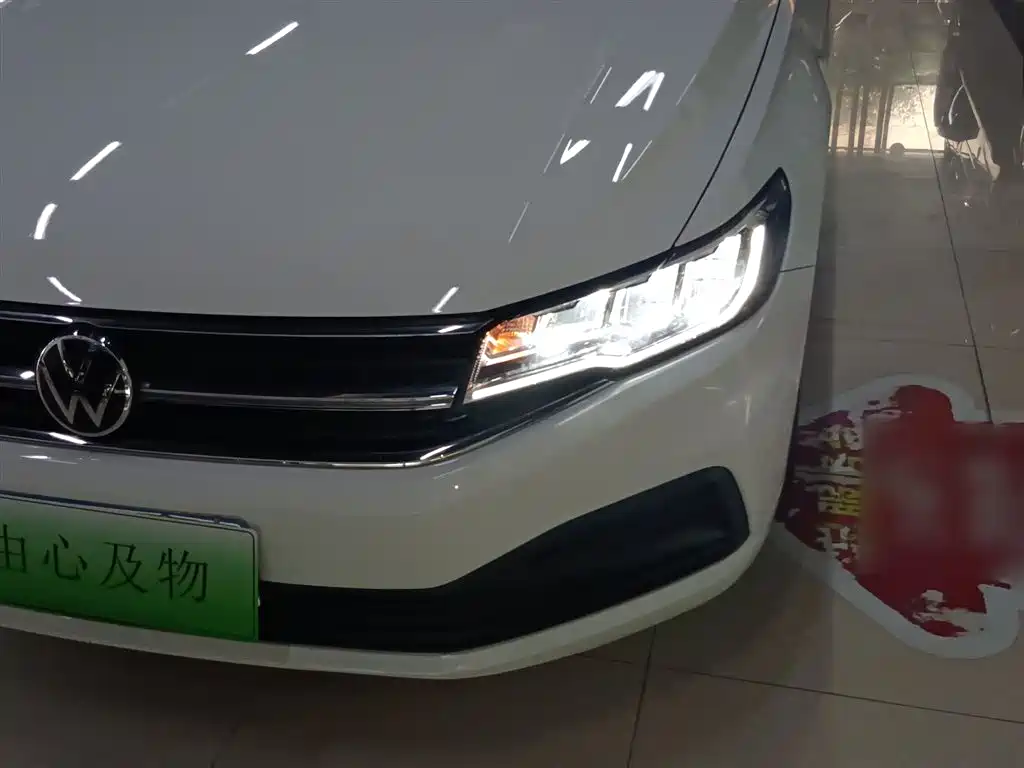 Bora 2021 1.5L automatic fashion smart connected version купить на сайте DeffCars