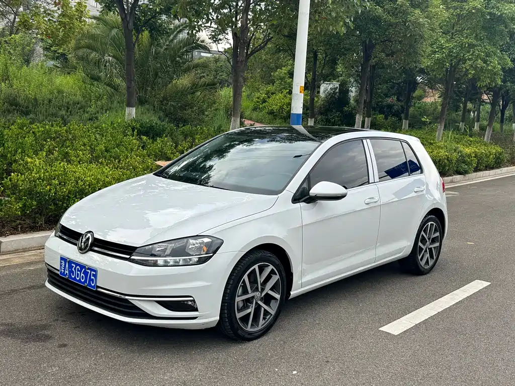 Golf 2020 Beloved Edition 280TSI DSG Comfort Type купить на сайте DeffCars