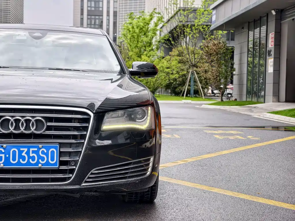 Audi A8 2012 A8L 45 TFSI quattro comfort type купить на сайте DeffCars