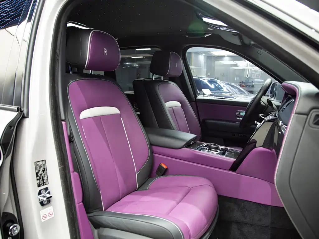 Cullinan 2020 Black Badge купить на сайте DeffCars