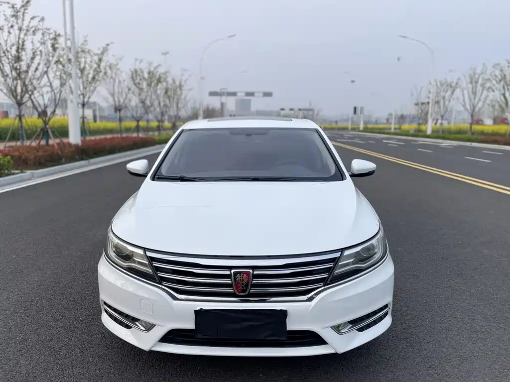 Roewe i6 Classic 2018 20T Automatic Internet Smart Edition купить на сайте DeffCars