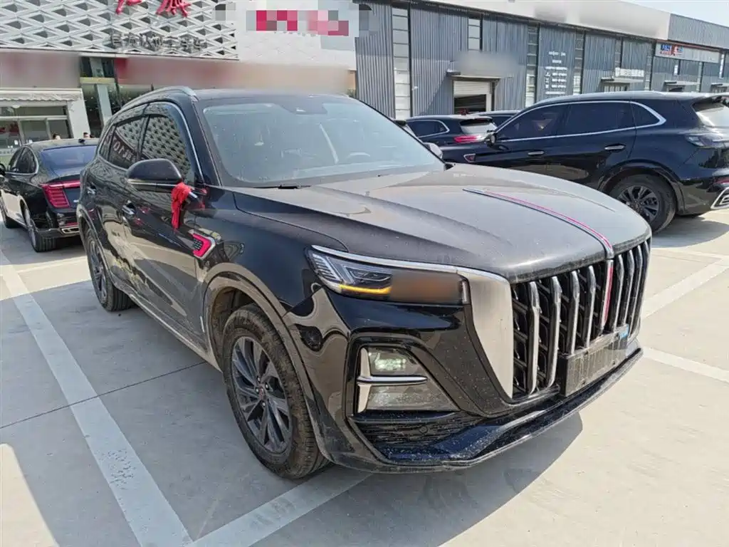 Hongqi HS5 2023 2.0T Qixiang Pro version купить на сайте DeffCars