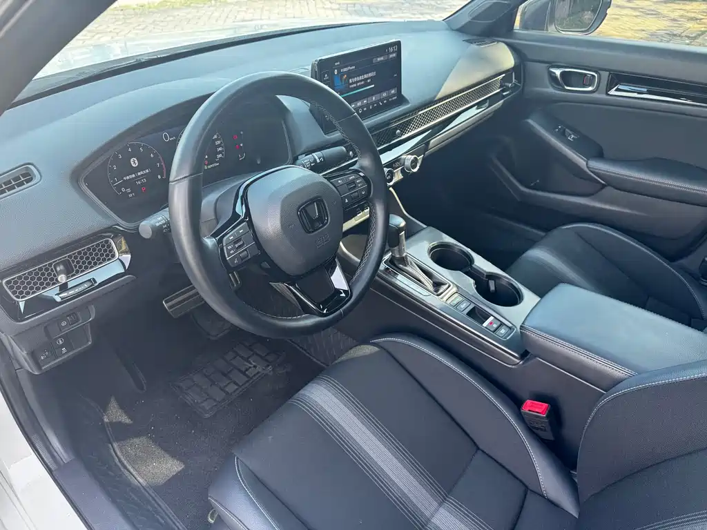Civic 2022 240TURBO CVT combustion version купить на сайте DeffCars