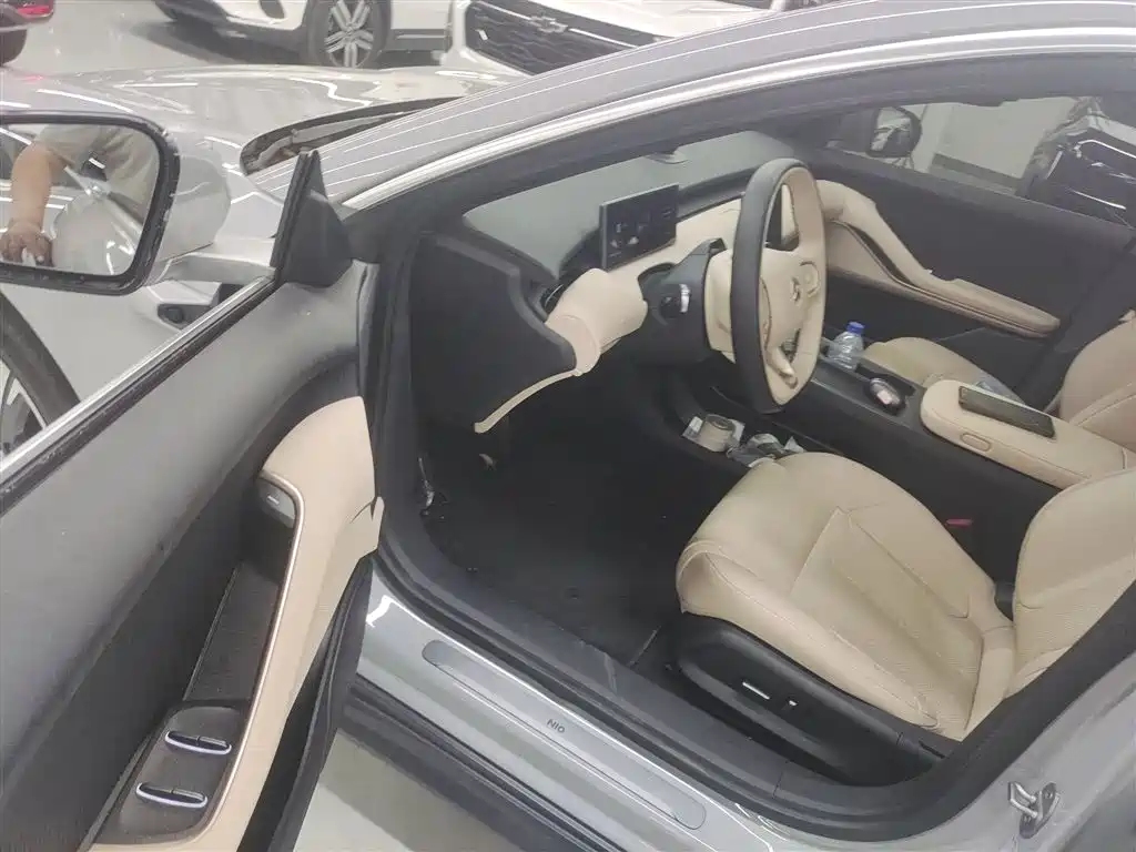 NIO ET5T 2023 75kWh Touring купить на сайте DeffCars