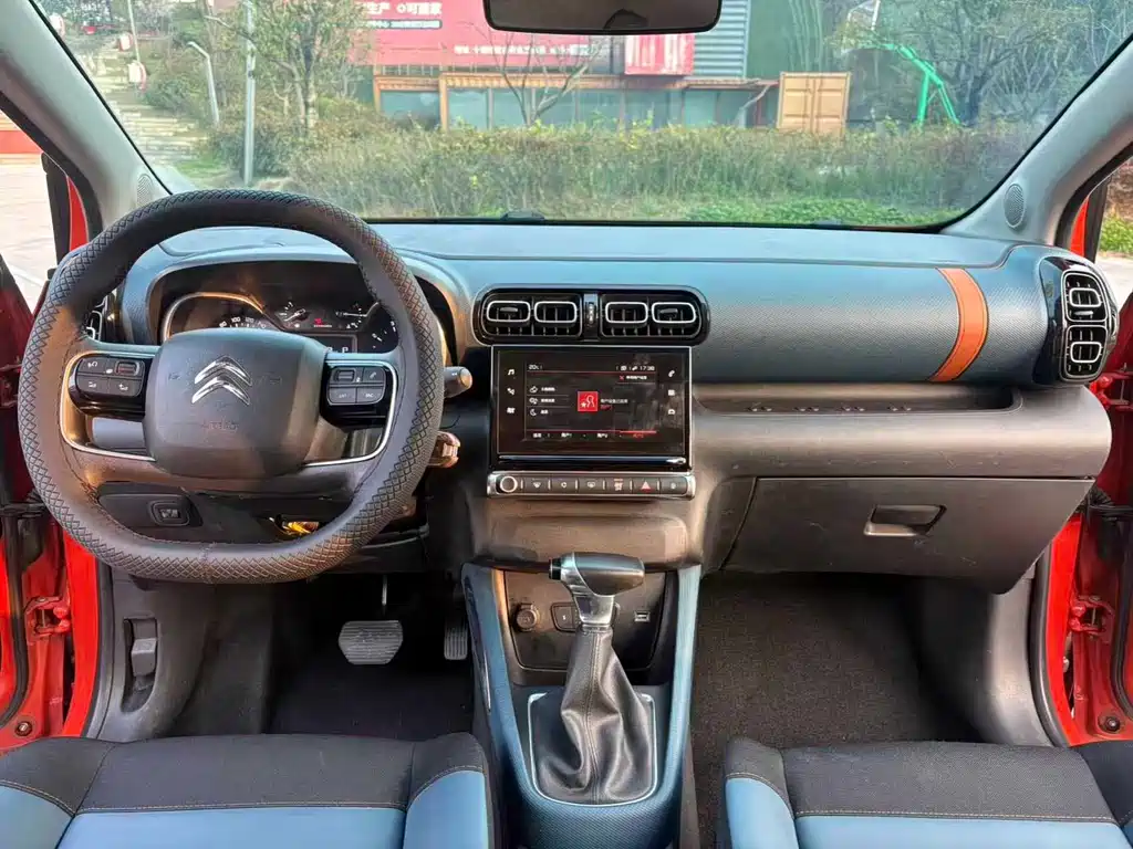 Yunyi C4 AIRCROSS 2019 230THP DCT Origins Centenary Edition купить на сайте DeffCars