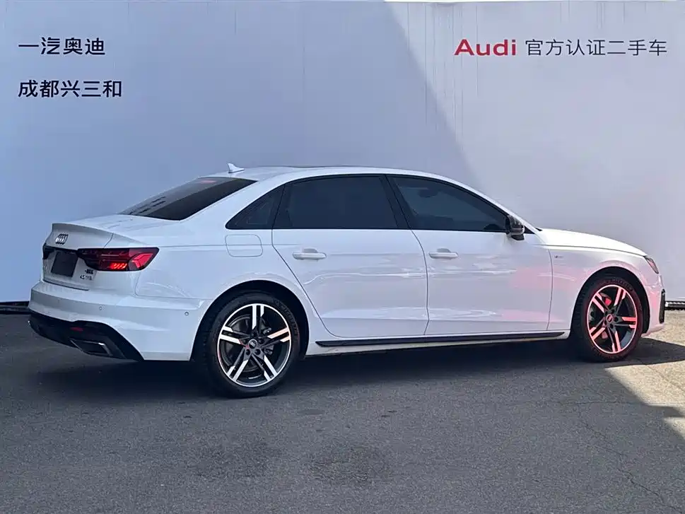 Audi A4L 2022 40 TFSI luxury and dynamic model купить на сайте DeffCars