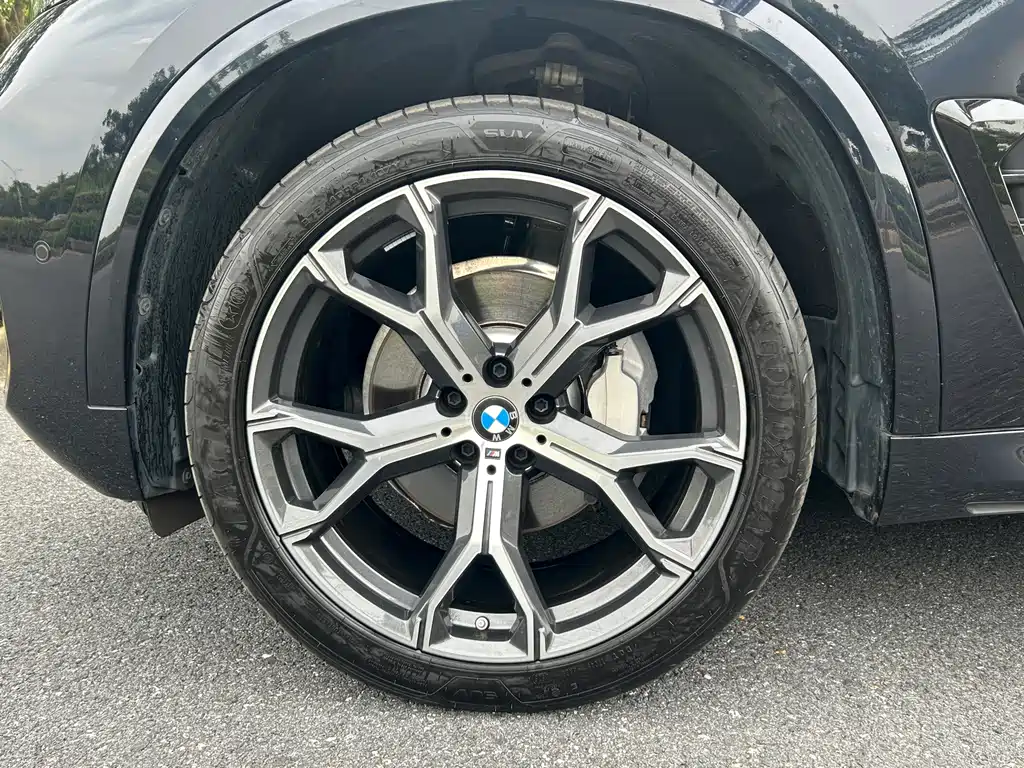 BMW X5 2025 xDrive 30Li Premium M Sport Spectacular Package купить на сайте DeffCars