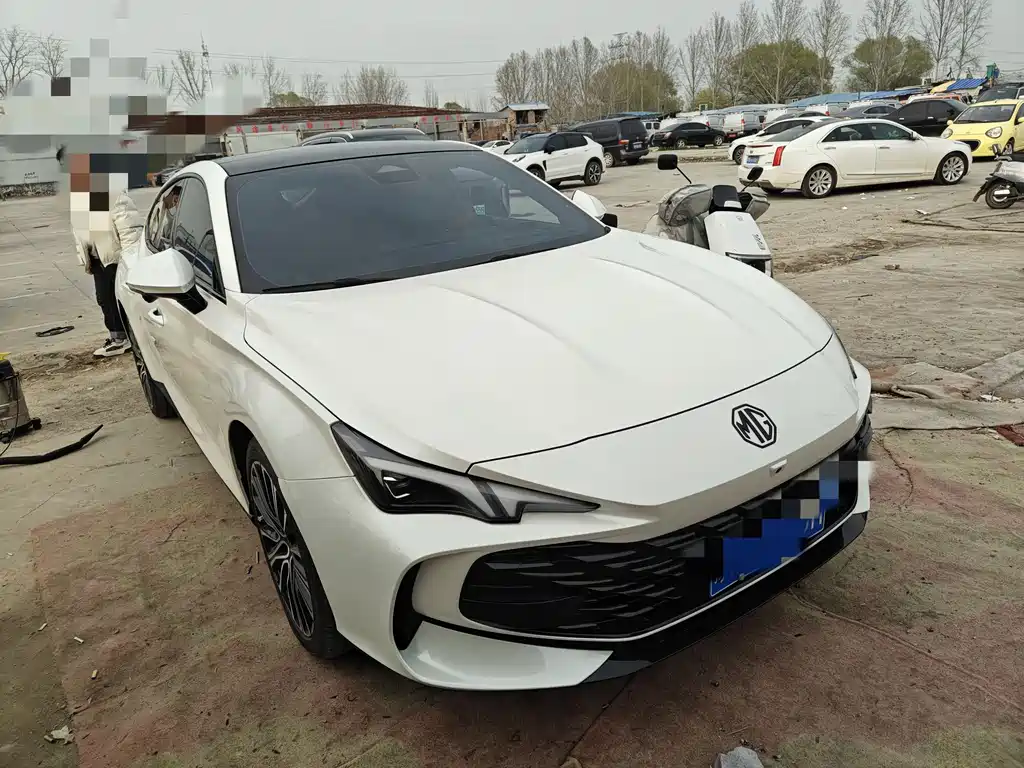 MG7 2025 2.0T 405 AT luxury version купить на сайте DeffCars