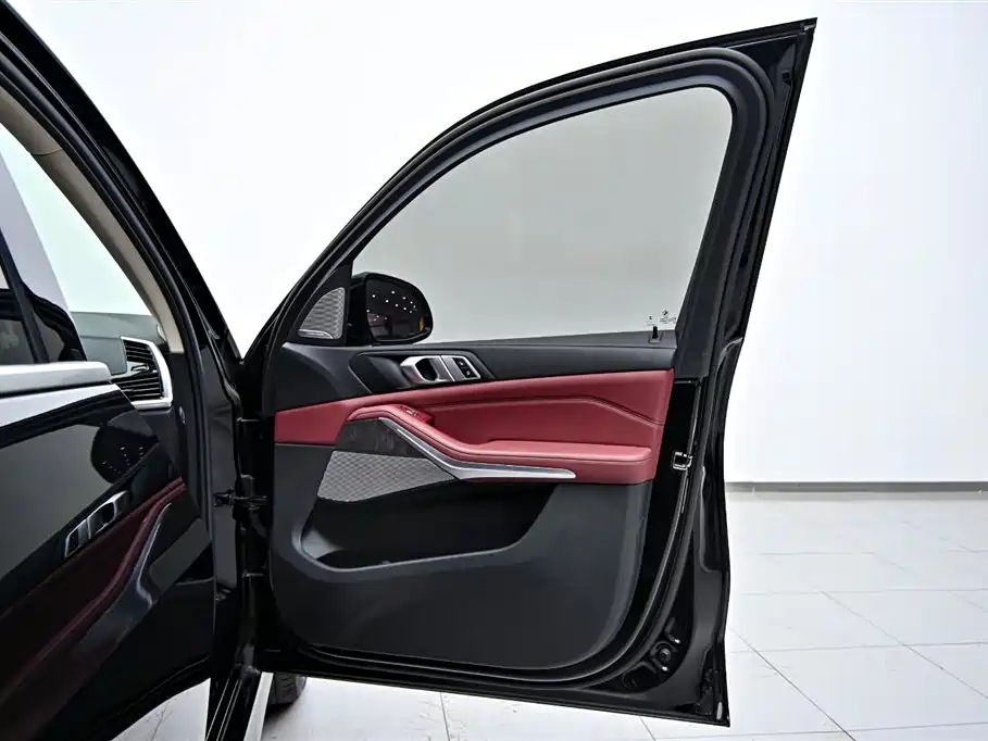 BMW X5 2022 facelift xDrive 30Li exclusive M sports package купить на сайте DeffCars