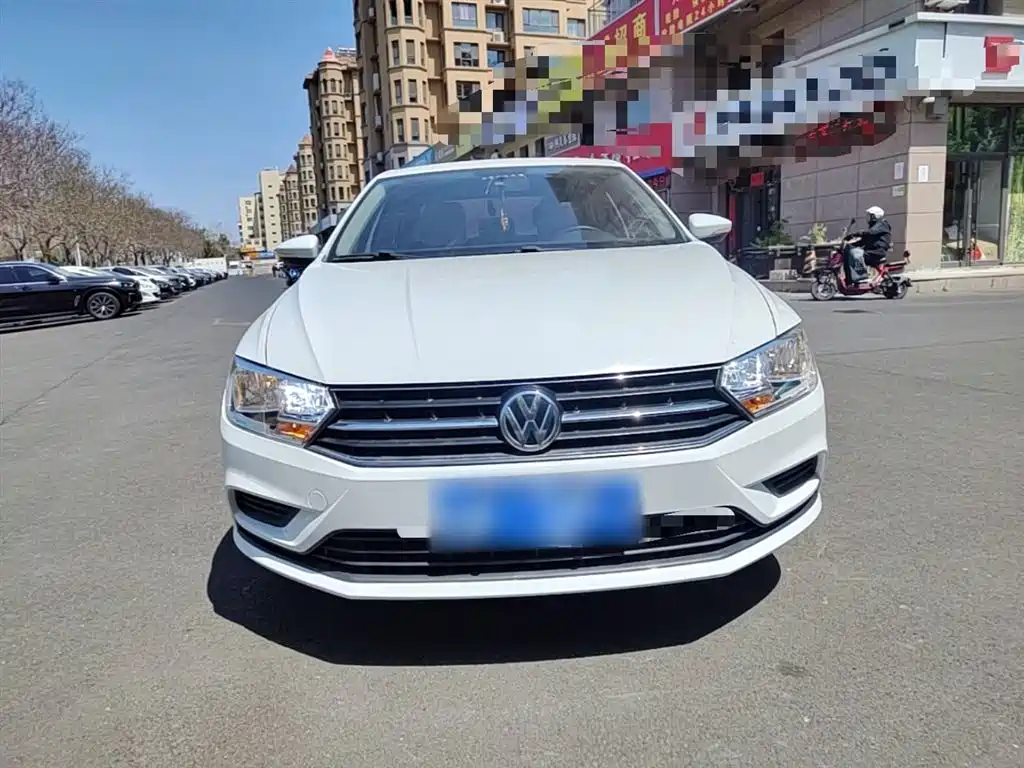 Bora 2018 1.5L automatic fashion model купить на сайте DeffCars