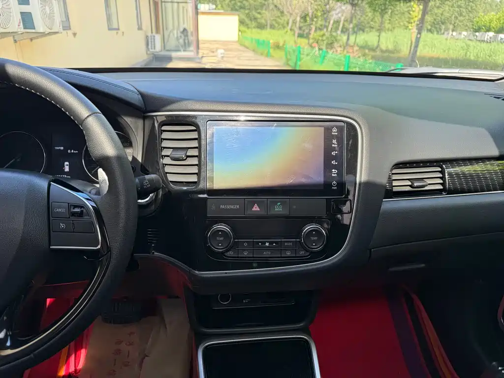 Outlander 2021 2.4L four-wheel drive exclusive version 7 seats купить на сайте DeffCars