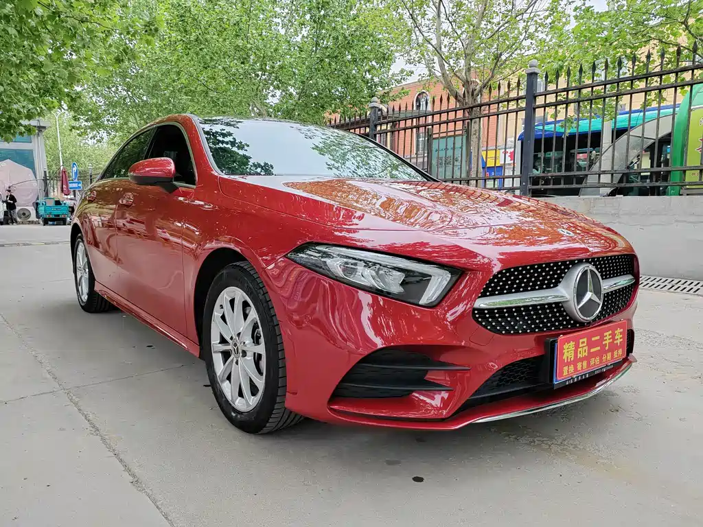 Mercedes-Benz A-Class 2022 A 200 L Sports Sedan Dynamic Type купить на сайте DeffCars