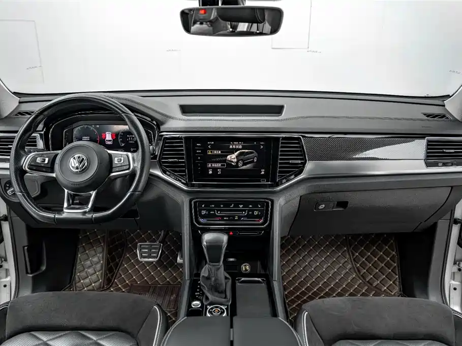 Touron 2019 Touron X 380TSI four-wheel drive luxury version купить на сайте DeffCars