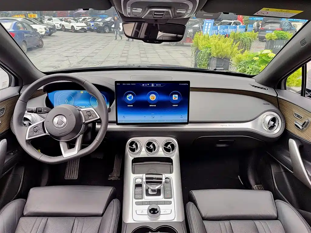 Denza X 2020 PHEV flagship version купить на сайте DeffCars