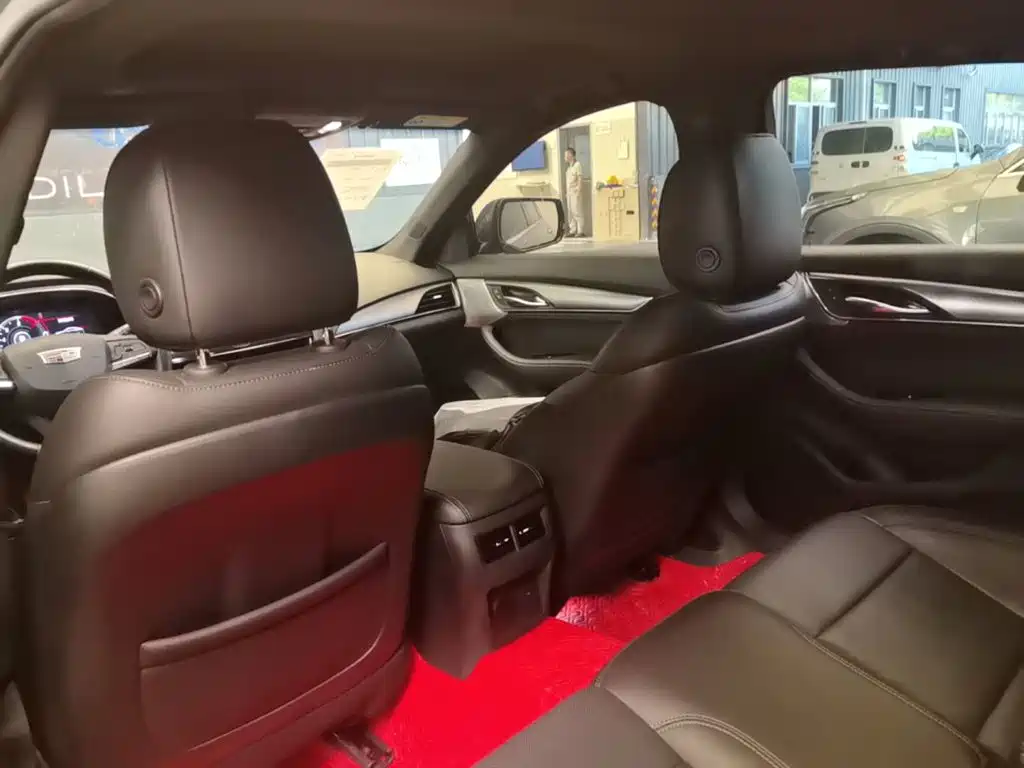 Cadillac CT5 2022 28T luxury model купить на сайте DeffCars