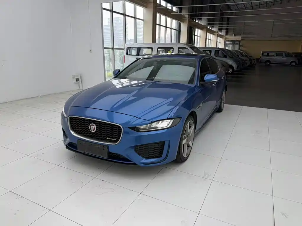 Jaguar XEL 2020 2.0T 200PS R-DYNAMIC Youth Sports Edition купить на сайте DeffCars