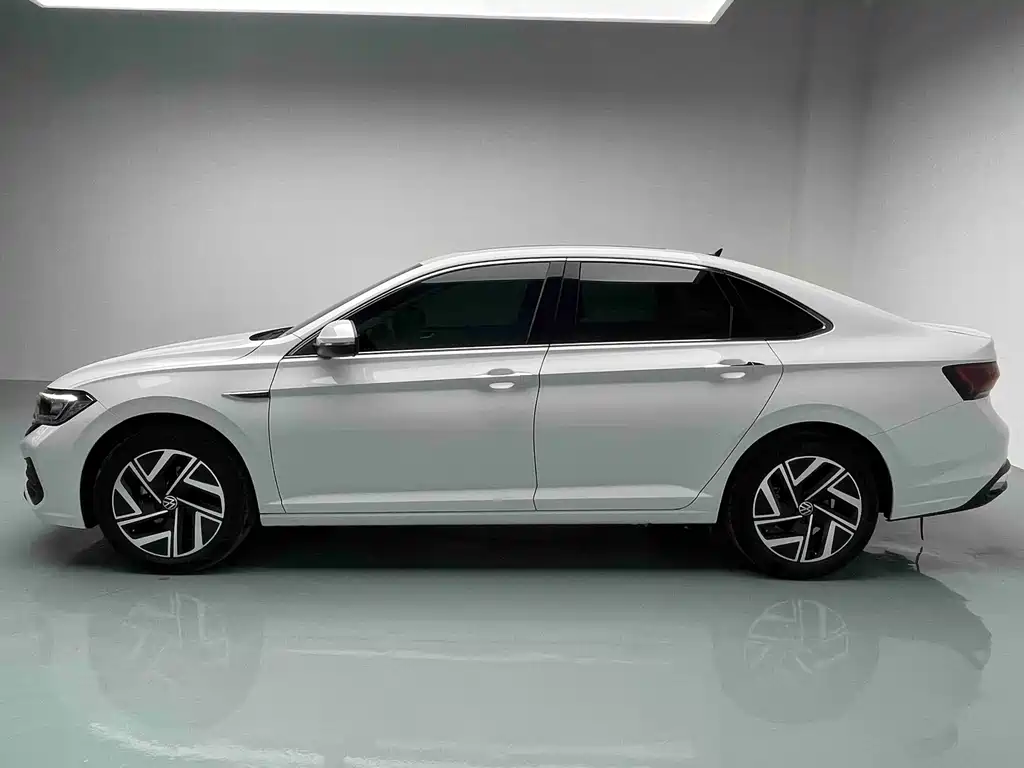 Sagitar 2025 facelift 2 300TSI DSG transcendent version купить на сайте DeffCars