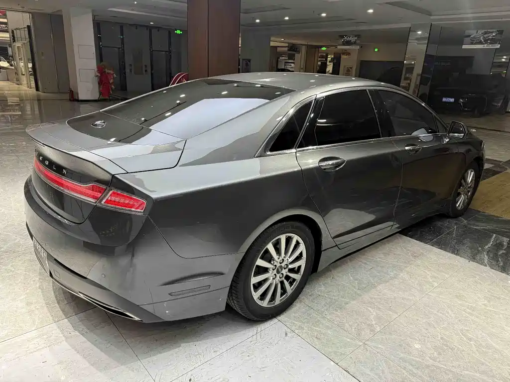 Lincoln MKZ 2017 2.0T Exclusive Edition купить на сайте DeffCars