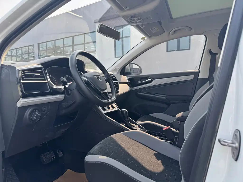 Jetta VS7 2023 280TSI automatic aggressive version купить на сайте DeffCars