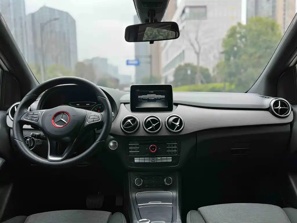 Mercedes-Benz B-Class 2017 B 180 купить на сайте DeffCars