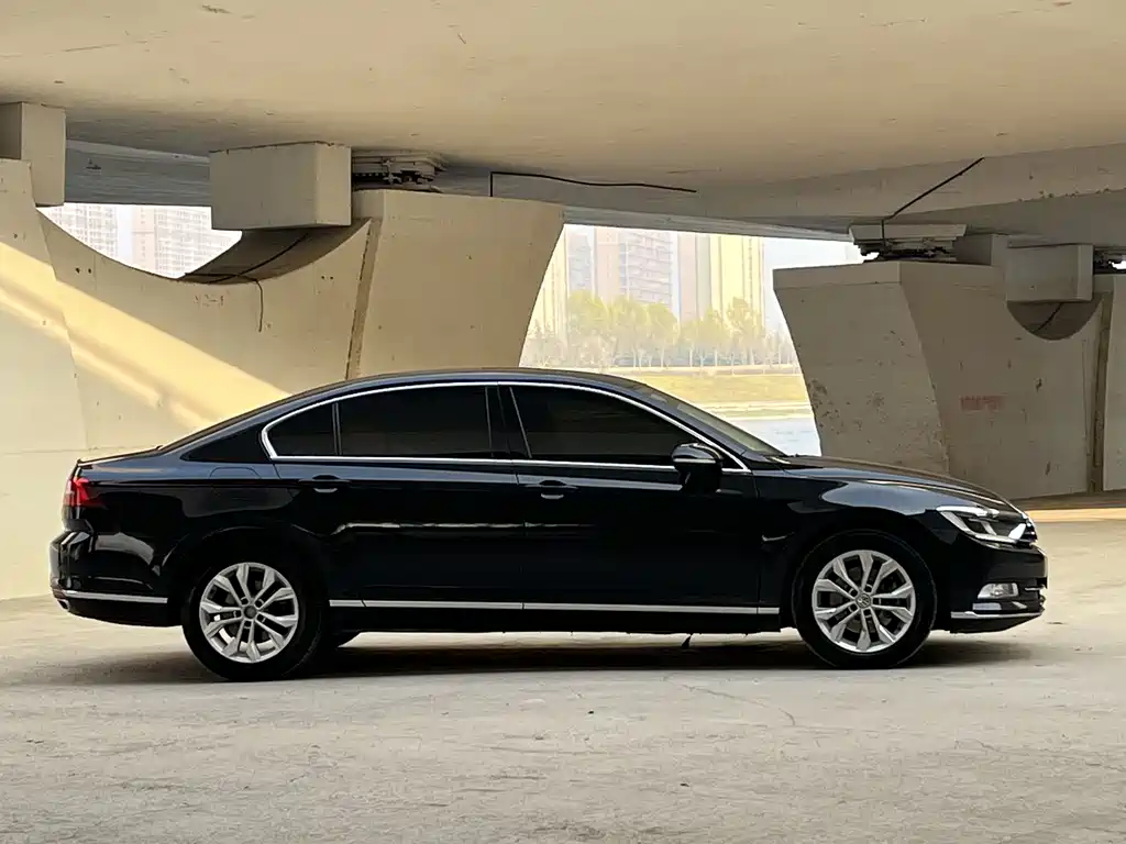 Magotan 2018 facelift 330TSI DSG luxury model купить на сайте DeffCars