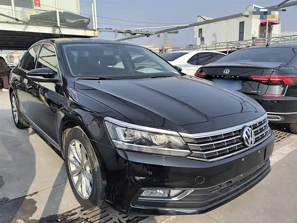 Passat 2017 330TSI DSG Premium Edition купить на сайте DeffCars