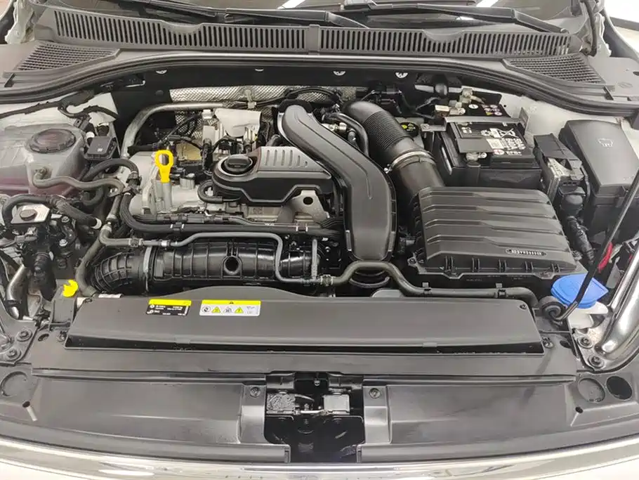 Sagitar 2025 facelift 2 300TSI DSG transcendent version купить на сайте DeffCars