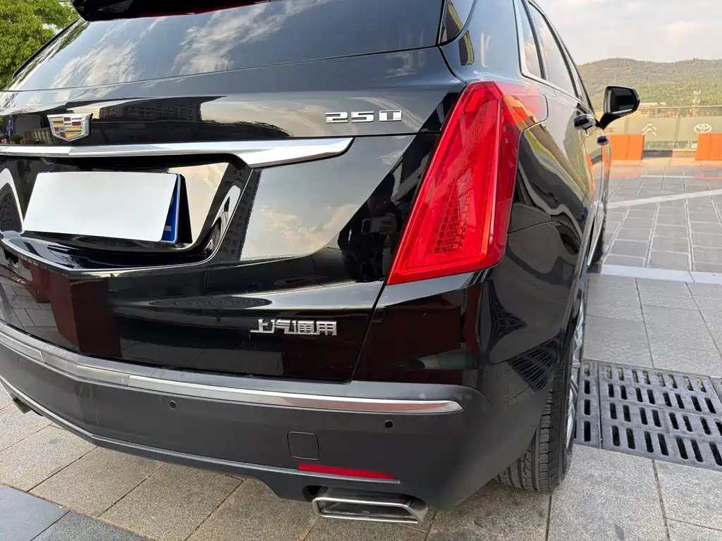 Cadillac XT5 2018 25T luxury model купить на сайте DeffCars