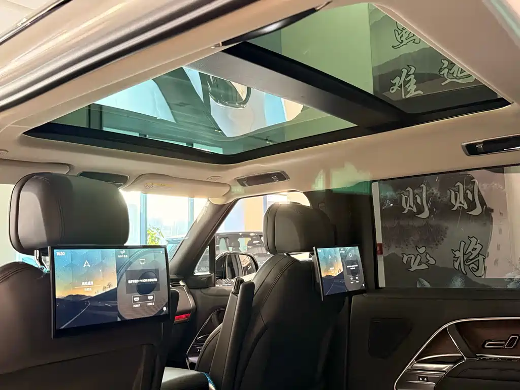 Range Rover 2024 3.0 L6 400PS Extended Edition купить на сайте DeffCars