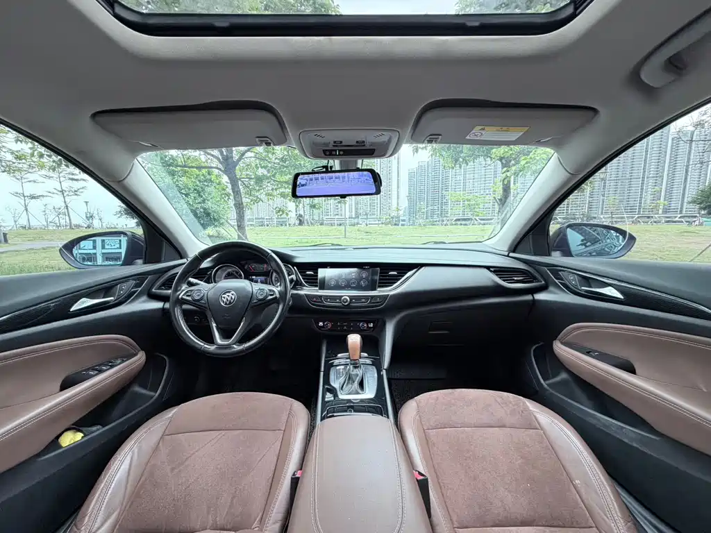 Regal 2019 20T Elite National VI купить на сайте DeffCars