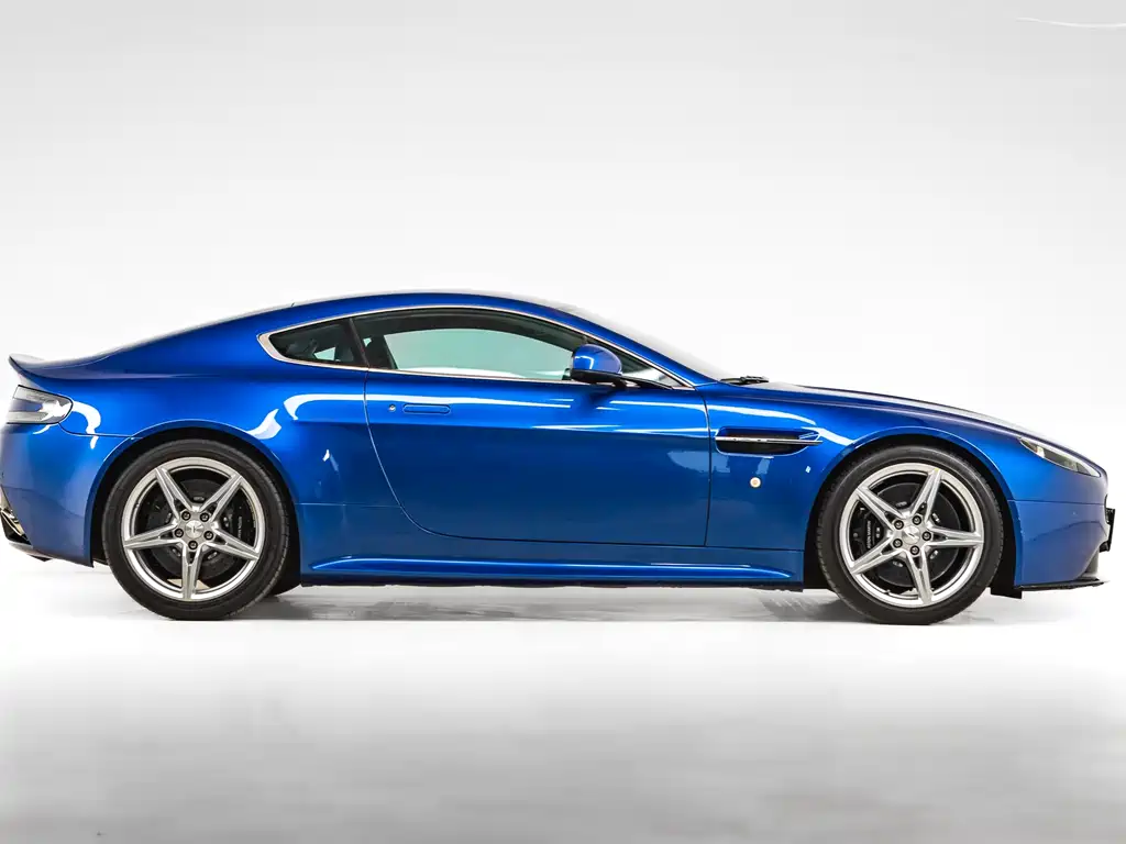V8 Vantage 2016 4.7L Coupe купить на сайте DeffCars