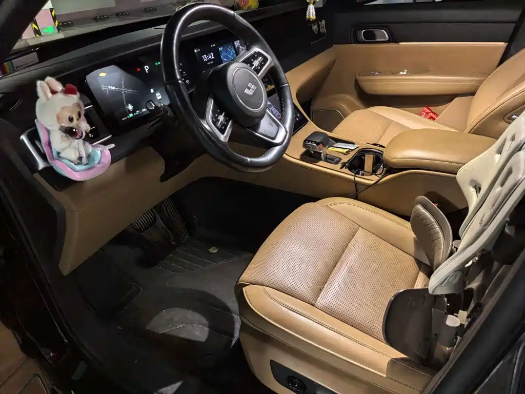 Ideal ONE 2021 extended range 6-seater version купить на сайте DeffCars