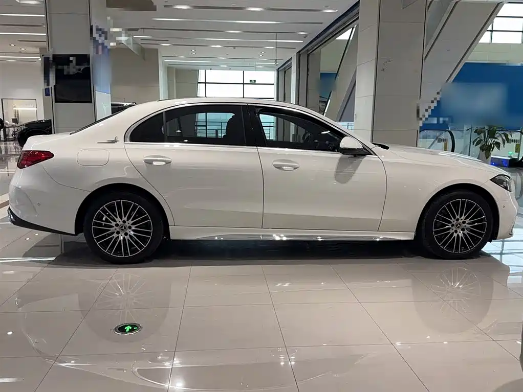 Mercedes-Benz C-Class 2024 facelift three C 260 L sports version купить на сайте DeffCars